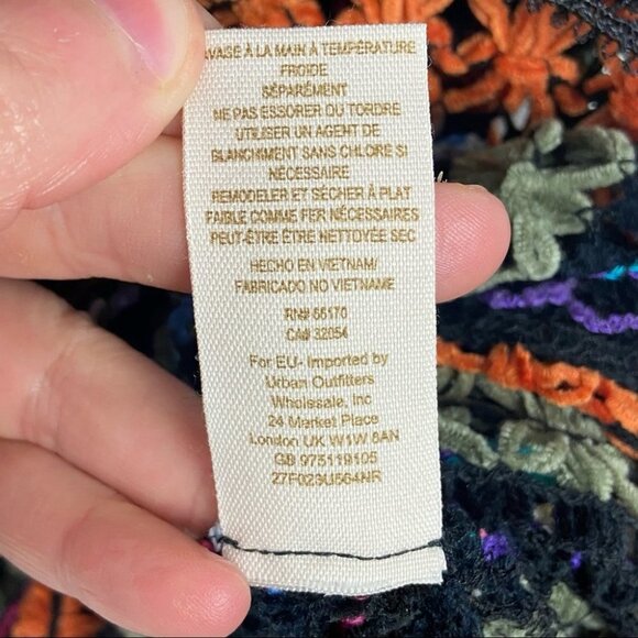 Free People New Romantics Chenille Crochet Knit Top Size XS Floral Knit Bohemian - Picture 6 of 8